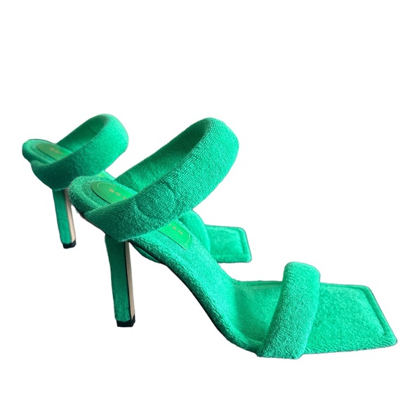 Good American Terry Slip On High Heel Sandals - Picture 4 of 5